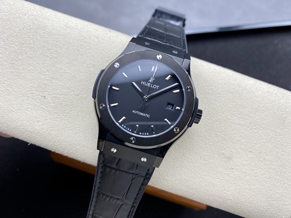 ウブロコピー時計側面デザイン